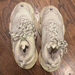 Balenciaga triple S womenSneakers